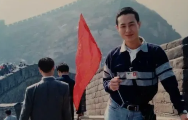 《狂飙》主演张颂文是怎样从导游打拼到著名演员的?