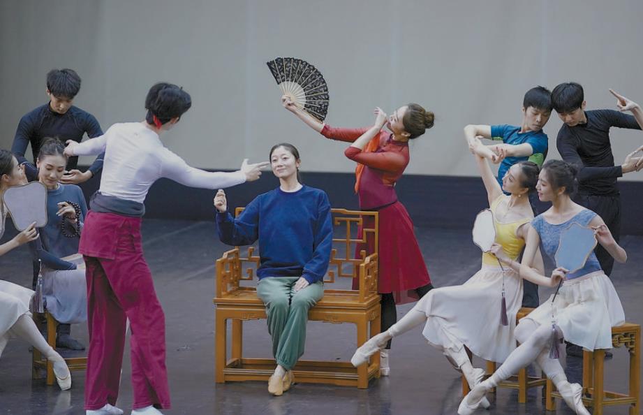 佟睿睿执导、叶小纲作曲，中芭将《红楼梦》搬上舞台