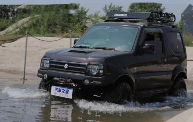 有什么适合“穷人”玩的越野车