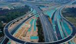 五年来我们交通运输综合实力大幅度跃升,部分优势领域跻身世界前列