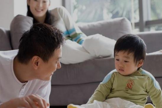 自己的孩子总不如别人家的孩子优秀,父母该怎么办?
