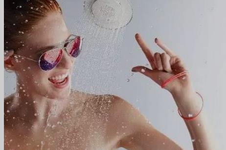 夏季洗澡要避开的6个时间段 夏季洗澡有讲究