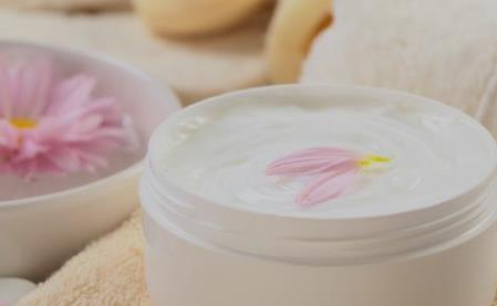 正确选择身体乳让肌肤更年轻 身体乳的使用方法和注意事项