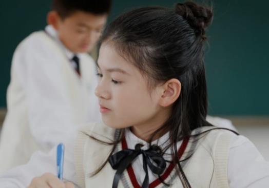 丸子头怎么扎 丸子头的捆扎方法