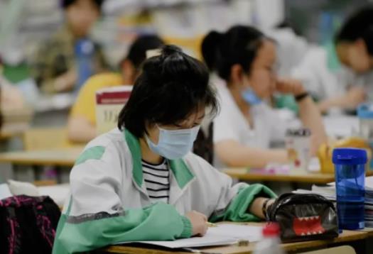 2023高考超过录取线多少分就稳了