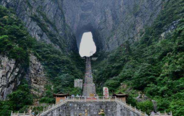 12月份去张家界有什么好玩的吗 冬季去张家界旅游会不会冷