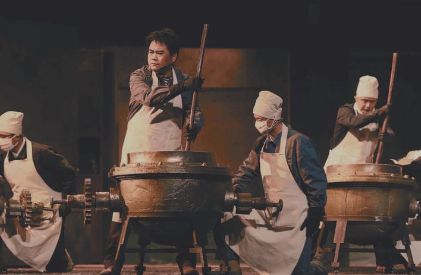 歌剧舞台上,《青春铸剑221》演绎“两弹一星”科研人员青春奉献