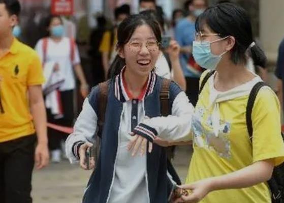 2023年高考前一天晚上可以去看考场吗