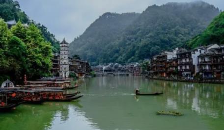 湖南6月旅游攻略推荐 湖南6月份天气适合穿什么衣服