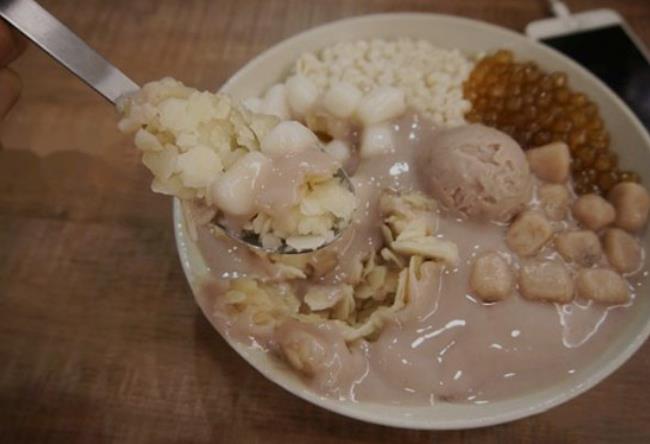 台湾夜市特色小吃推荐-芋圆